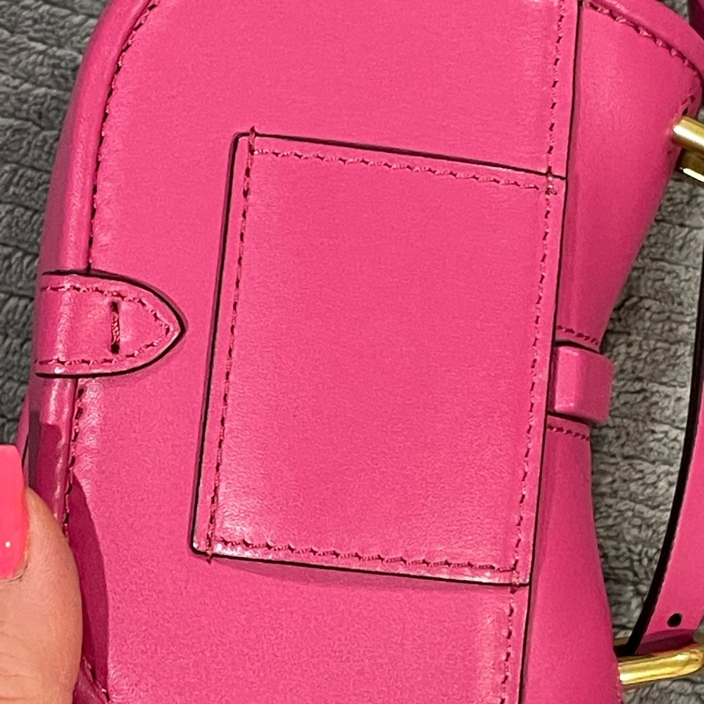 Fendi Pink Mini Bag with Gold Accents‎ - Picture 4 of 7